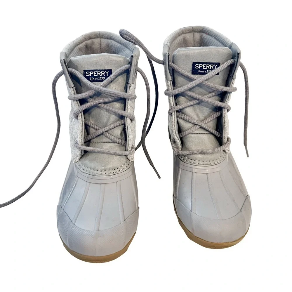 Sperry Saltwater Duck Boots Girls Youth Size 2 Gray Quilted Lace-Up